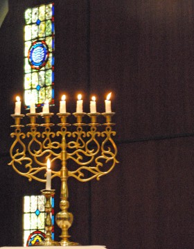 Photo from Yom HaShoah service at Temple Beth Shalom 