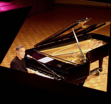 Fernando Ortega performing at Taylor University 