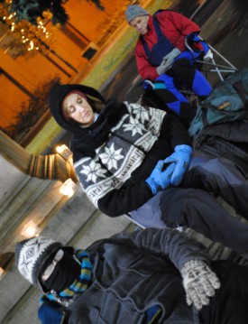 Spokane residents meditate downtown/Tracy Simmons - SpokaneFAVS 