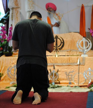 Spokane community honors those slain at a Wisconsin Sikh temple. 