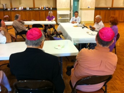 Friends of Yiddish meet every month at the Binai Tikovh-Sholom synagogue in Bloomfield, Conn. to practice a dying language. 