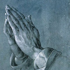 WIK_062613_prayinghands