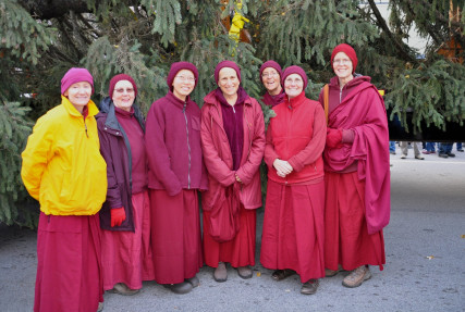 Sravasti Abbey nuns with the Capitol Christmas Tree