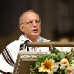 (RNS7-FEB17) Rabbi David Saperstein, director of the Religious Action Center of Reform Judaism, preaches at a Washington, D.C., service in 2002. He says the Ten Commandments continue to be featured artistically in synagogues. See RNS-TEN-PREACH, transmitted Feb. 17, 2005. Photo courtesy of the Religious Action Center of Reform Judaism.