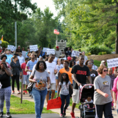 People gather to march in Ferguson, Mo. on Aug. 15, 2014. Photo courtesy of Loavesofbread (Own work) [CC-BY-SA-4.0 (http://creativecommons.org/licenses/by-sa/4.0)], via Wikimedia Commons