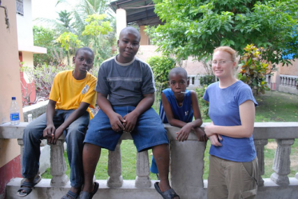 Jerry (left), Christopher (center) and friend and Tracy Simmons outside of hotel in Haiti/Tracy Simmons