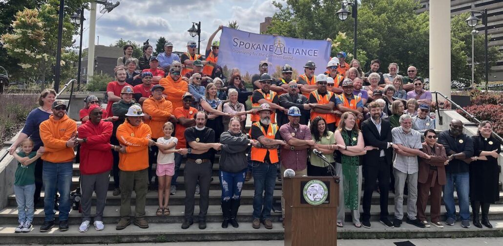 Clergy and community members advocate community workforce agreements/Caleb McGever - FāVS News