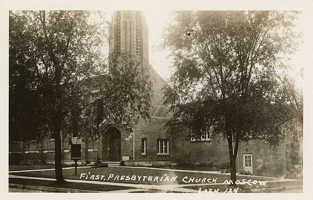 First woman pastor takes pulpit at Moscow's First Presbyterian after 18 years 1 presbyterian